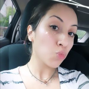 Meet your Posher, Ximena